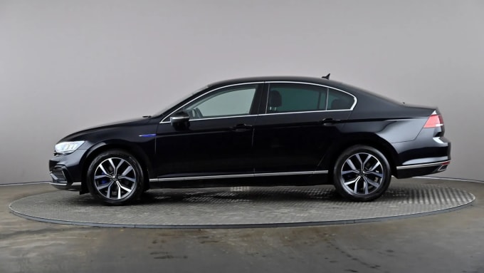 2022 Volkswagen Passat