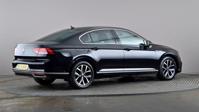 2022 Volkswagen Passat