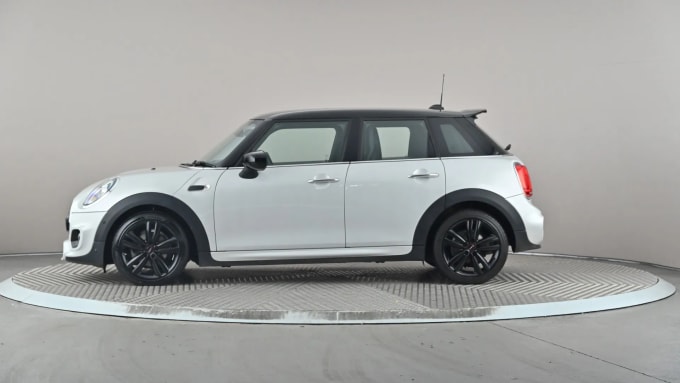 2019 Mini Hatch