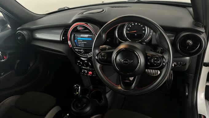 2019 Mini Hatch