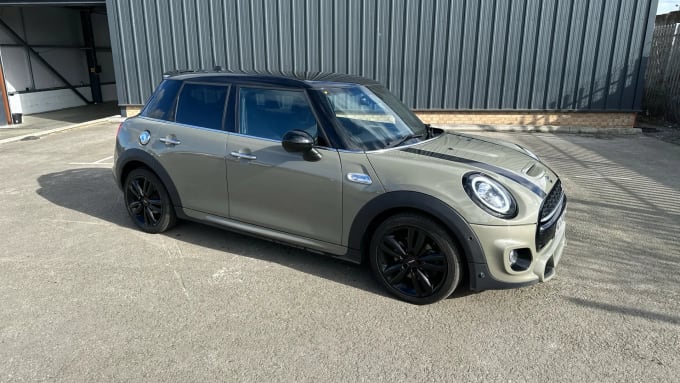 2019 Mini Hatch