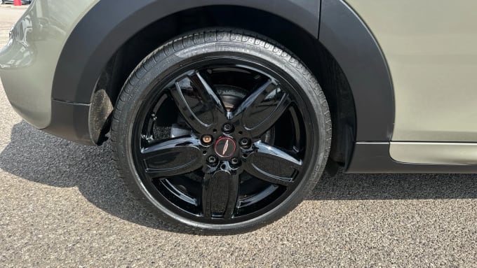 2019 Mini Hatch