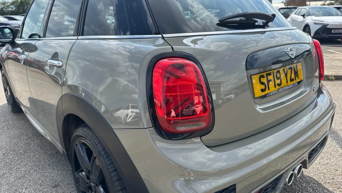 2019 Mini Hatch