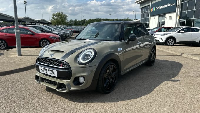 2019 Mini Hatch