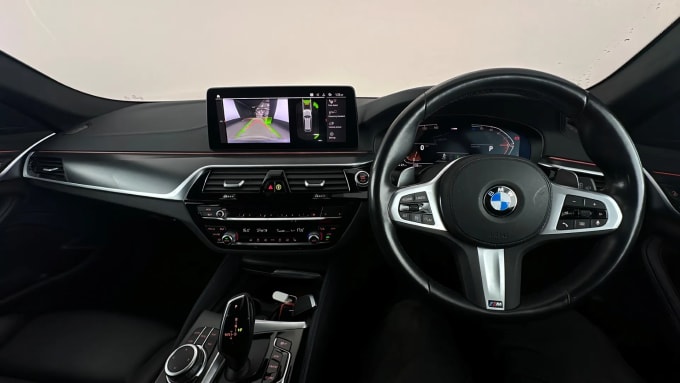 2022 BMW 5 Series Touring