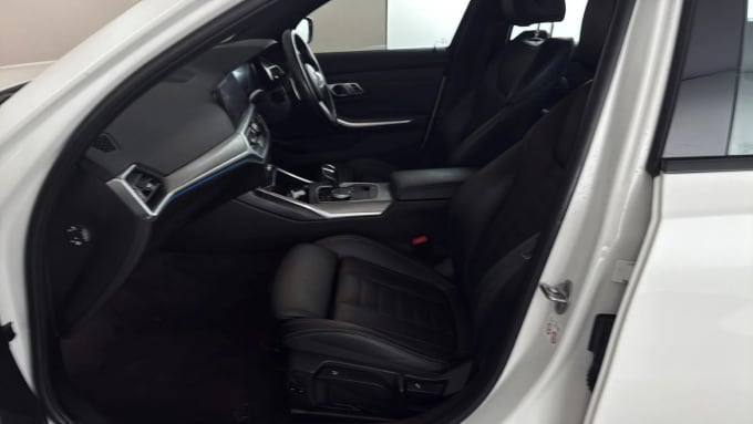 2021 BMW 3 Series Touring
