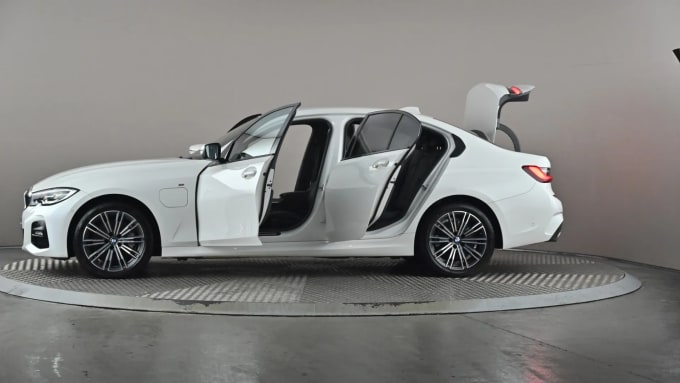 2021 BMW 3 Series