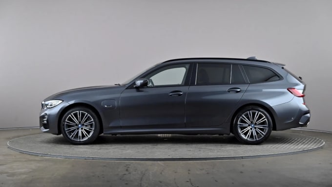 2022 BMW 3 Series Touring