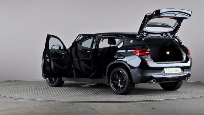 2022 BMW X2