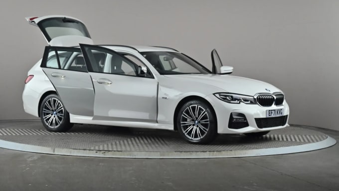2022 BMW 3 Series Touring