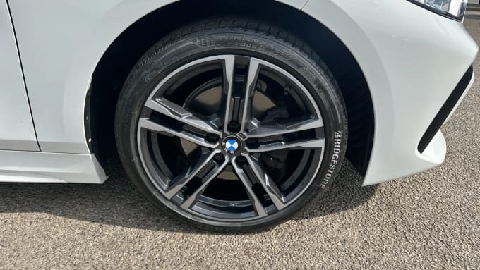 2022 BMW 1 Series