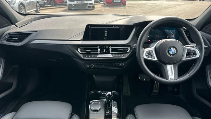 2022 BMW 1 Series