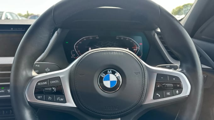 2022 BMW 1 Series