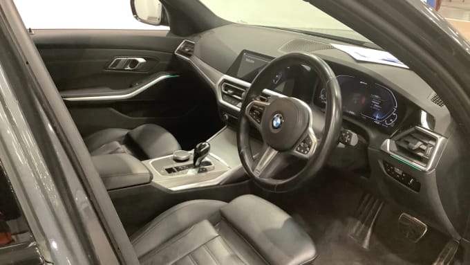 2021 BMW 3 Series Touring