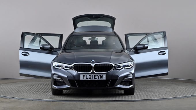 2021 BMW 3 Series Touring