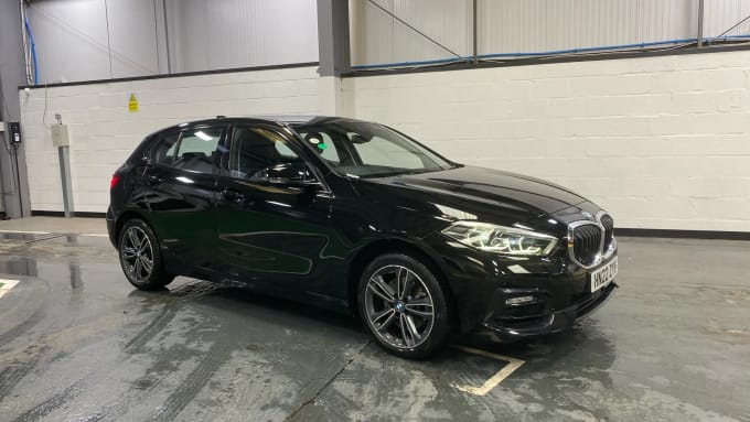 2022 BMW 1 Series