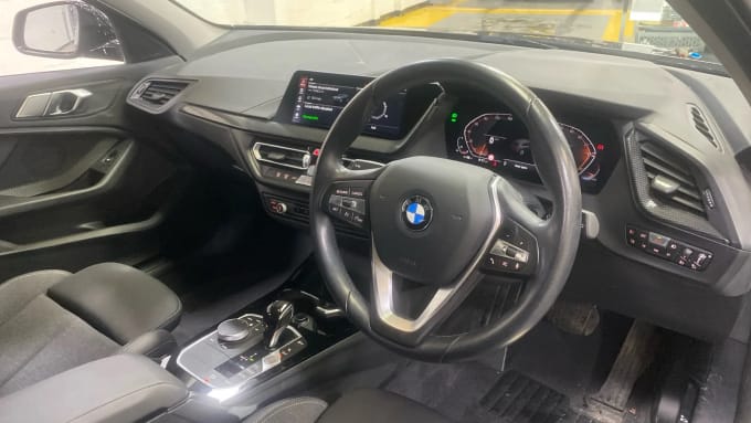 2022 BMW 1 Series