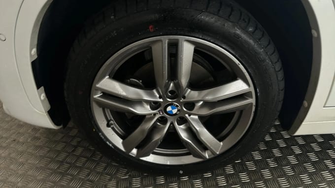 2022 BMW X1
