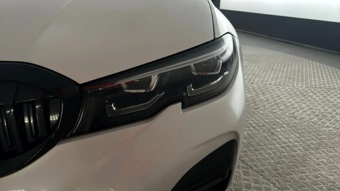2021 BMW 3 Series Touring