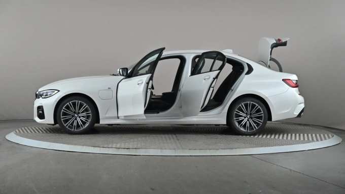 2021 BMW 3 Series
