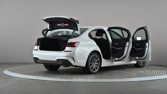 2021 BMW 3 Series