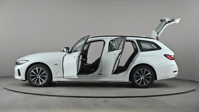 2022 BMW 3 Series Touring