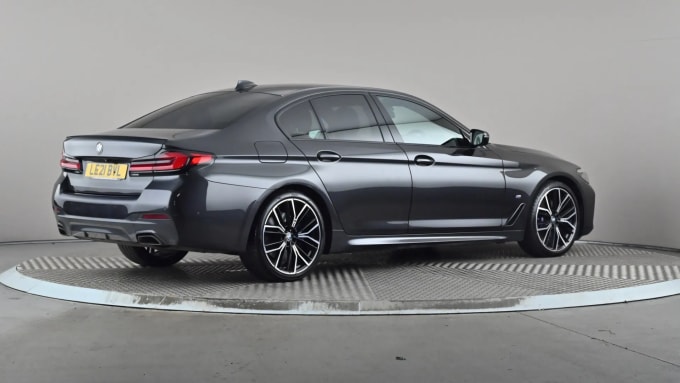 2021 BMW 5 Series