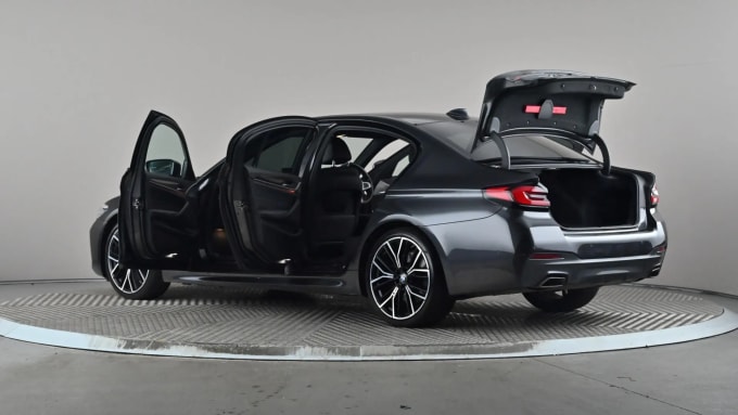 2021 BMW 5 Series