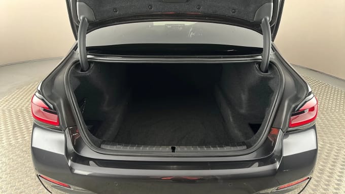 2021 BMW 5 Series