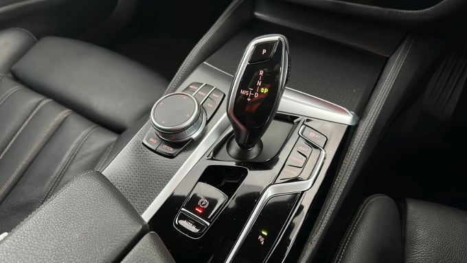 2021 BMW 5 Series
