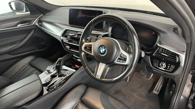 2021 BMW 5 Series