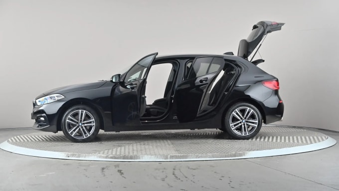 2024 BMW 1 Series