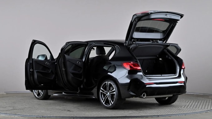 2024 BMW 1 Series