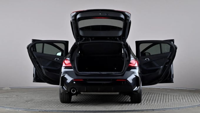 2024 BMW 1 Series