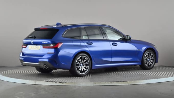 2022 BMW 3 Series Touring