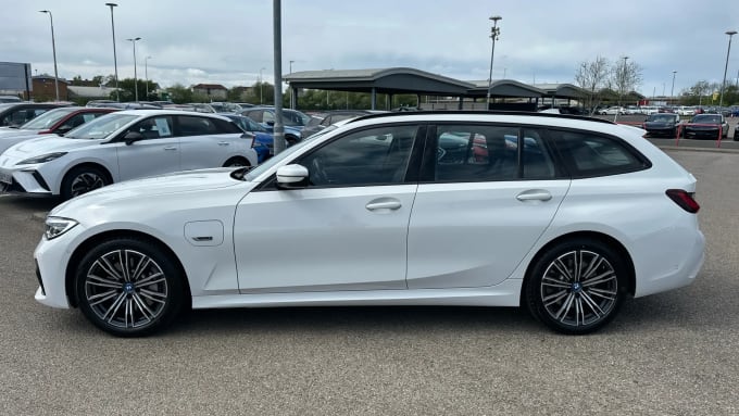 2022 BMW 3 Series Touring