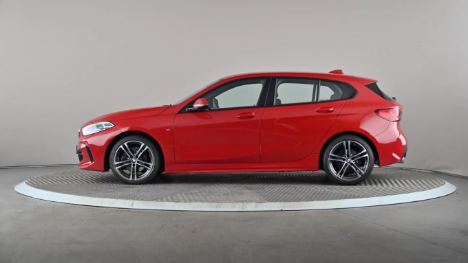2022 BMW 1 Series