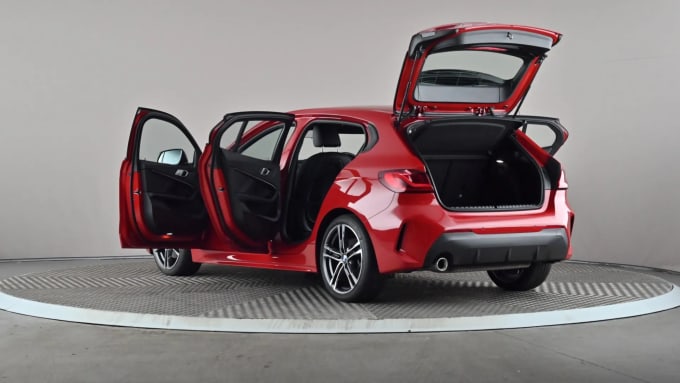 2022 BMW 1 Series