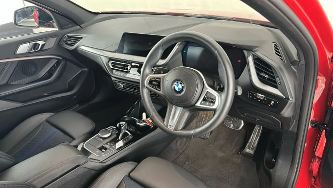 2022 BMW 1 Series
