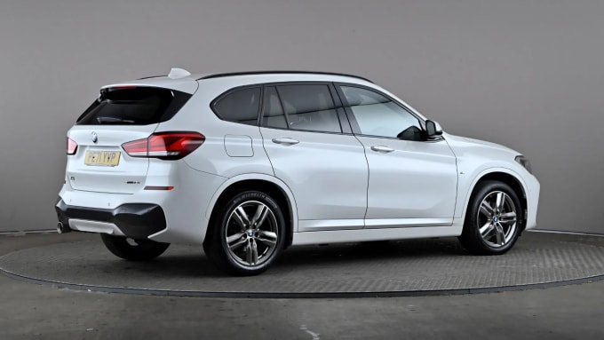 2021 BMW X1