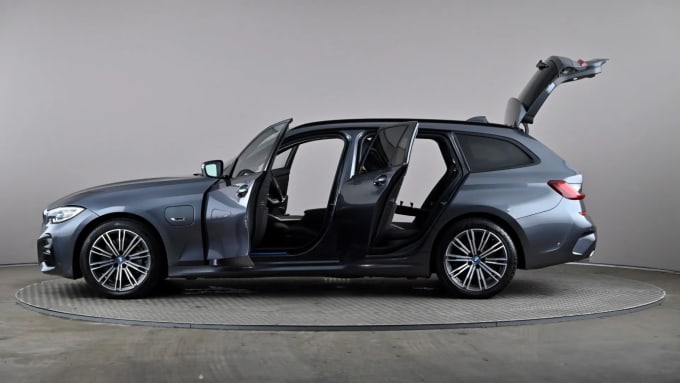 2021 BMW 3 Series Touring