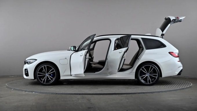 2021 BMW 3 Series Touring