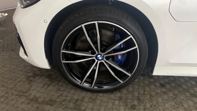 2021 BMW 3 Series Touring
