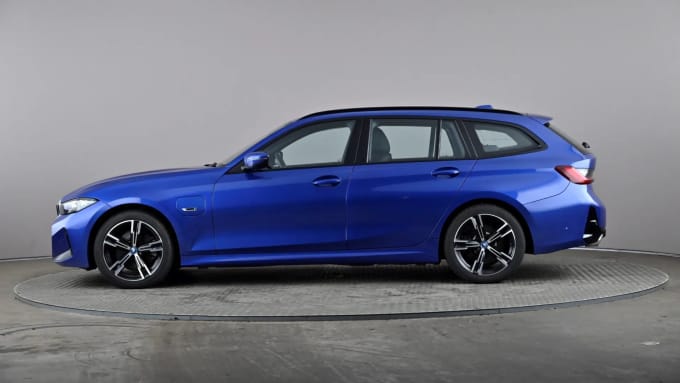 2022 BMW 3 Series Touring