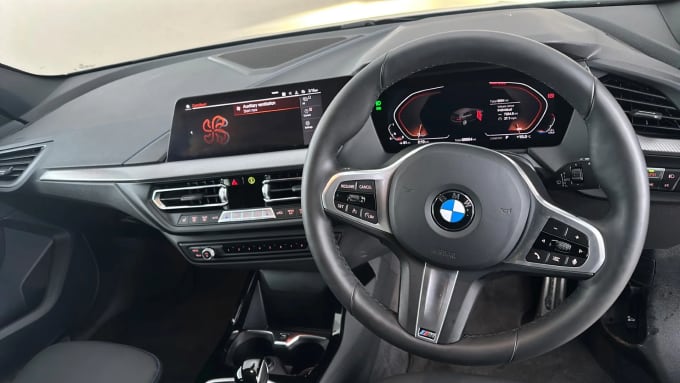 2024 BMW 1 Series