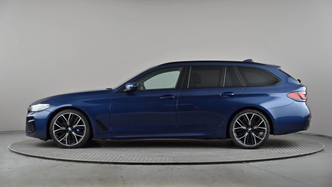 2021 BMW 5 Series Touring