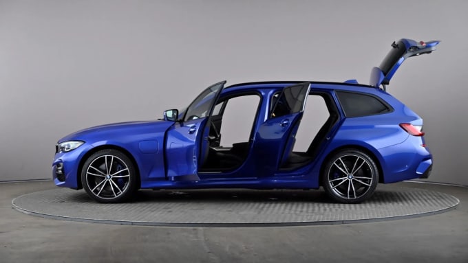 2021 BMW 3 Series Touring