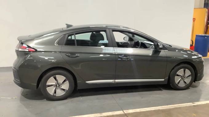 2021 Hyundai Ioniq