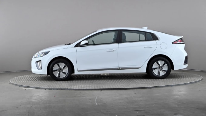 2021 Hyundai Ioniq