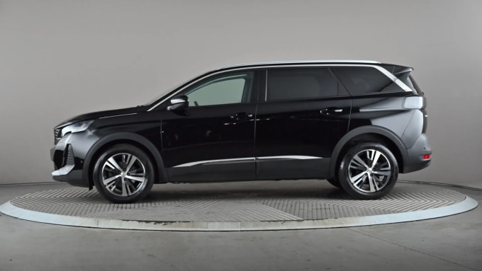 2022 Peugeot 5008